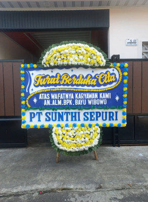 Papan Bunga Duka di Nambluong